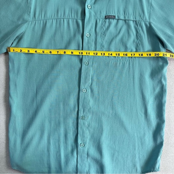 Columbia Men’s Modal Button Down Short Sleeve Shirt. Medium. Teal. - Picture 6 of 7